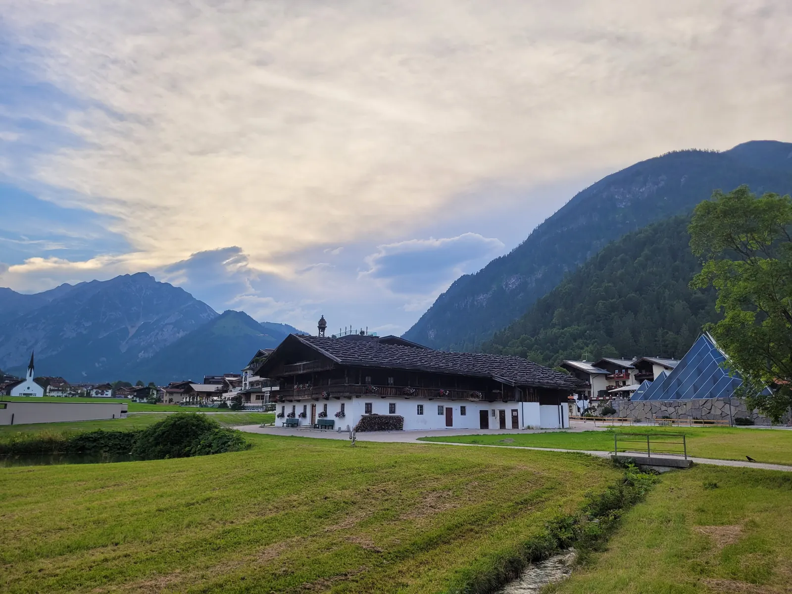 Pertisau am Abend
